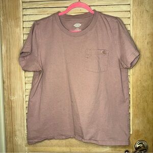 154 Dickies Men's Mauve Pocket T-Shirt- Size L
